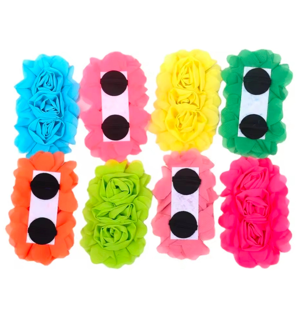 official groomer triple flower collar attachment